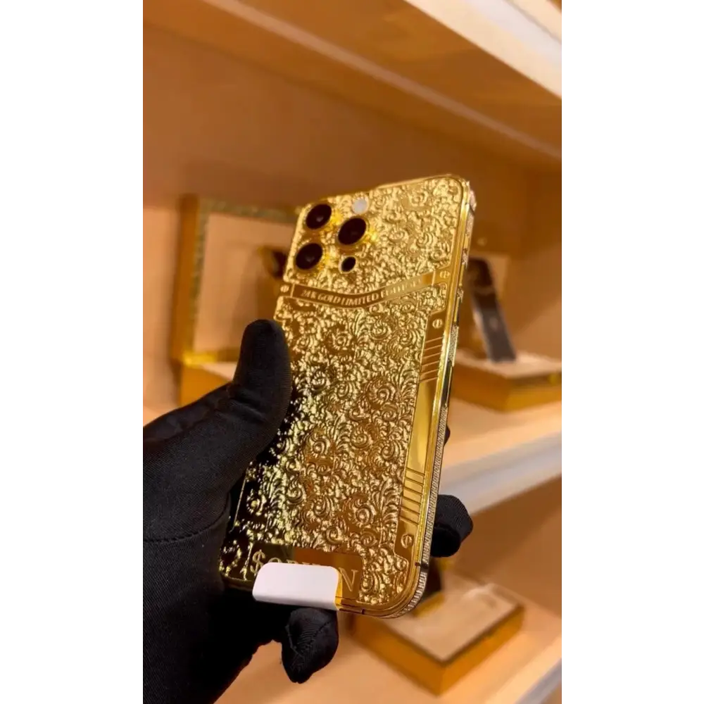 De Billas Lux Custom 24K Gold Engraved iPhone 17 Pro Max — product image 2