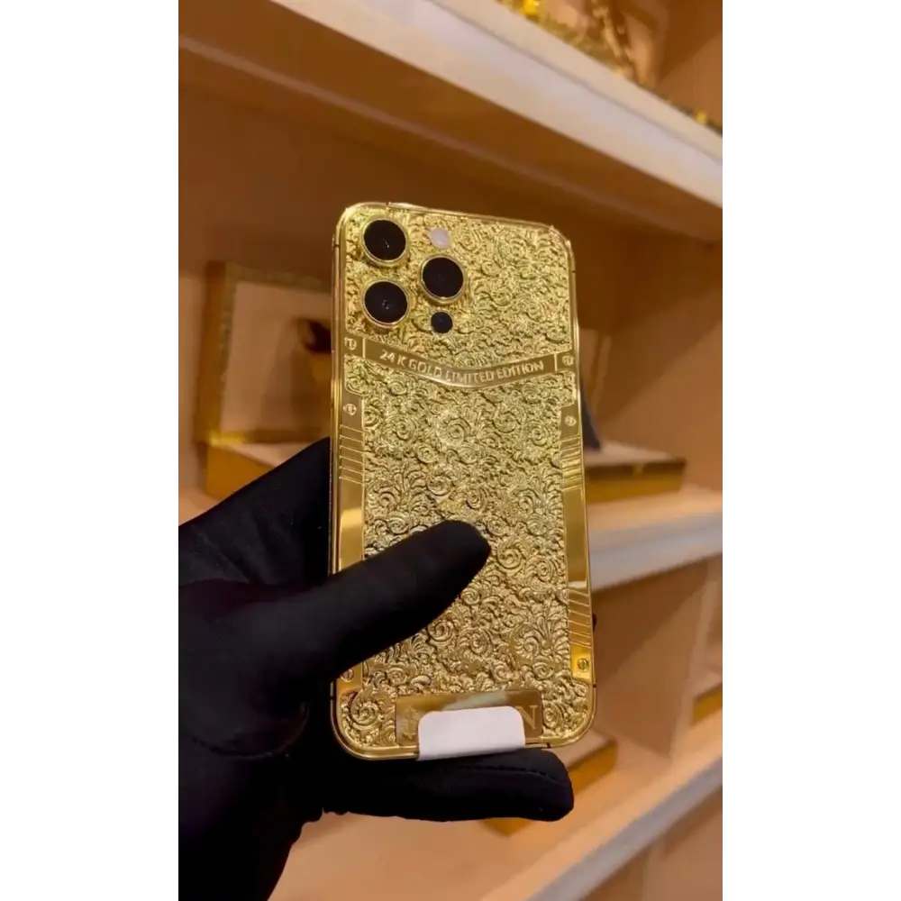 De Billas Lux Custom 24K Gold Engraved iPhone 17 Pro Max — product image 1