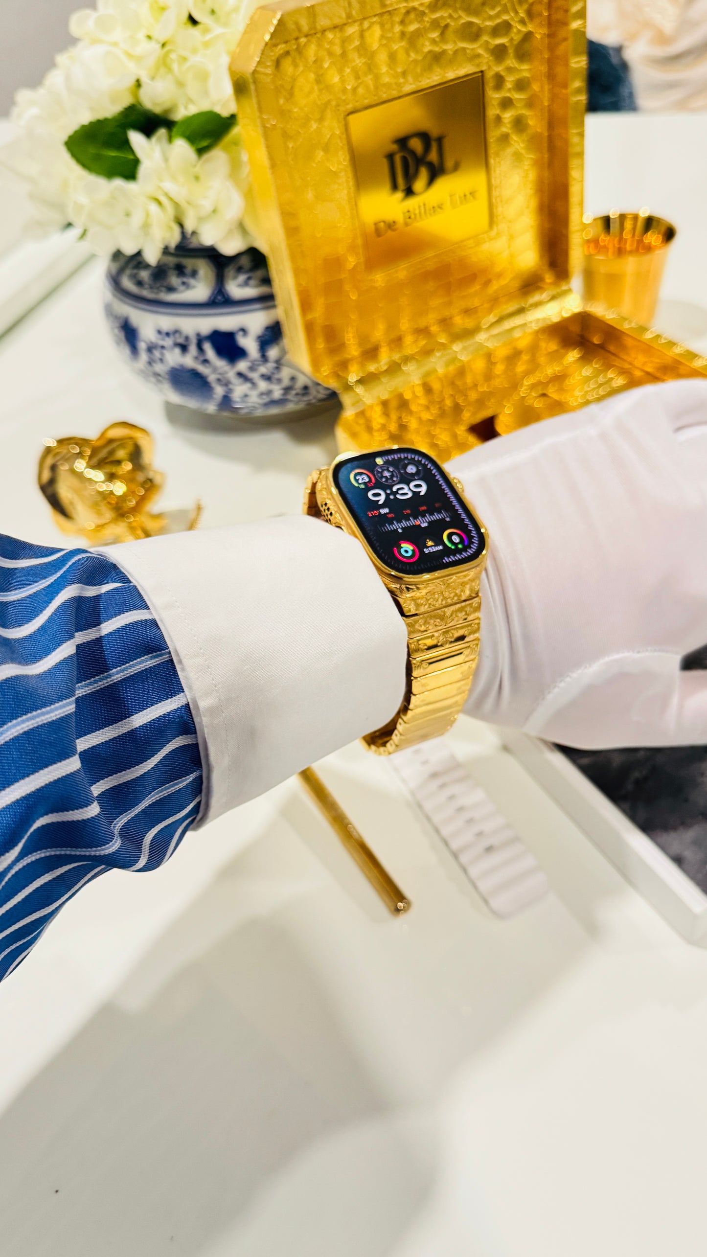 Custom 24k Gold Engraved 49mm Apple Watch ULTRA 2 24k Gold Engraved Link Band