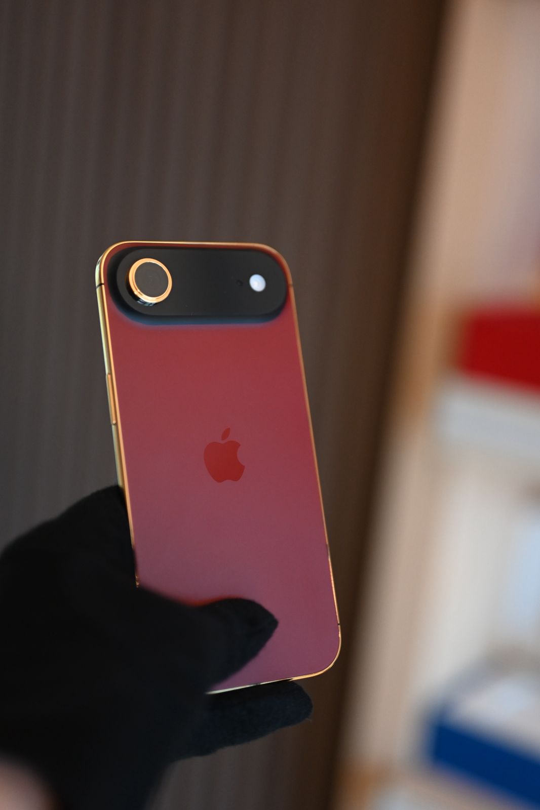 1 TB Apple iPhone Air Magenta & 24 K Gold Custom Finish | De Billas Lux Edition