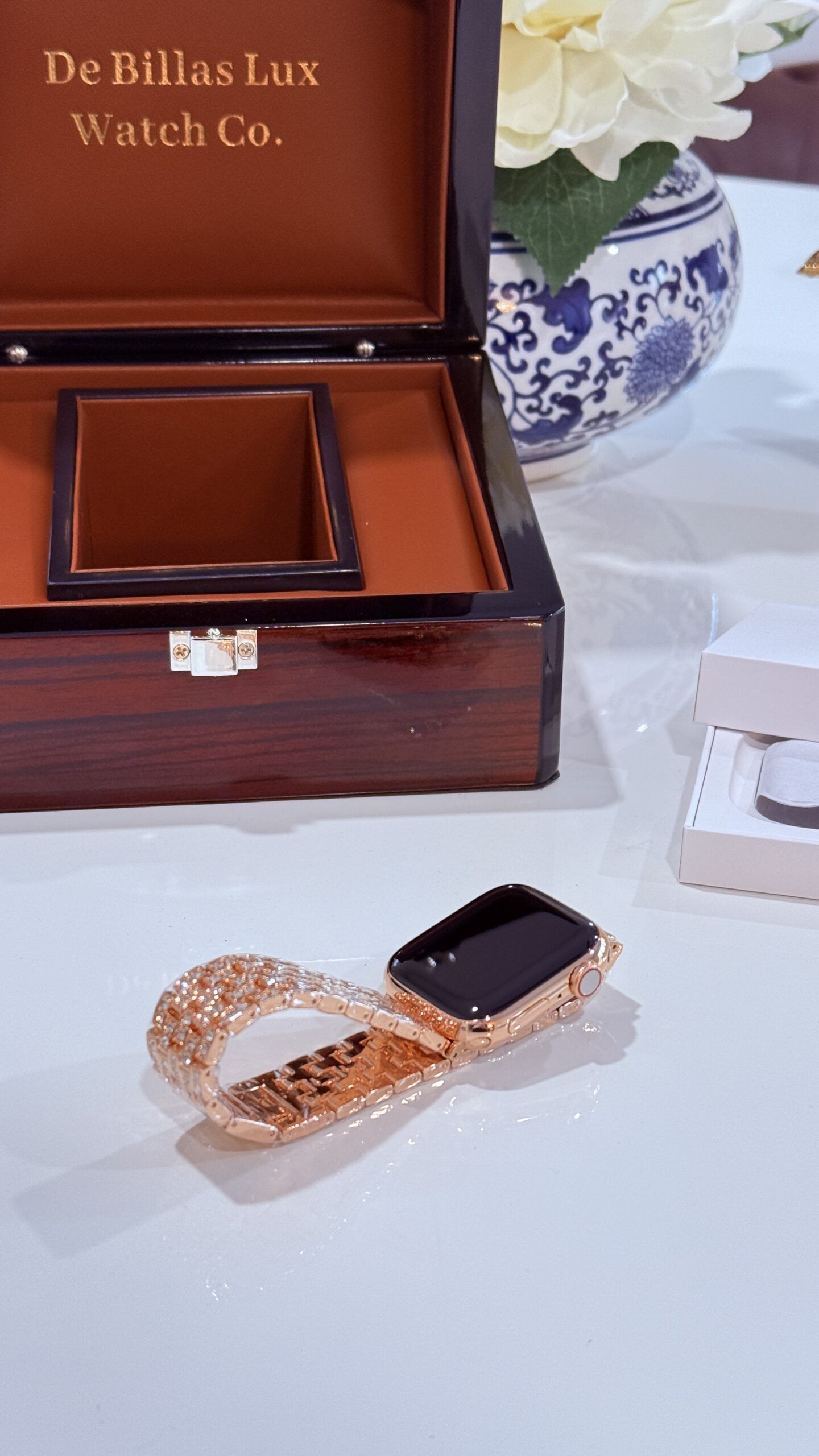 Custom 24k Rose Gold Apple Watch Series 9 Rose Band