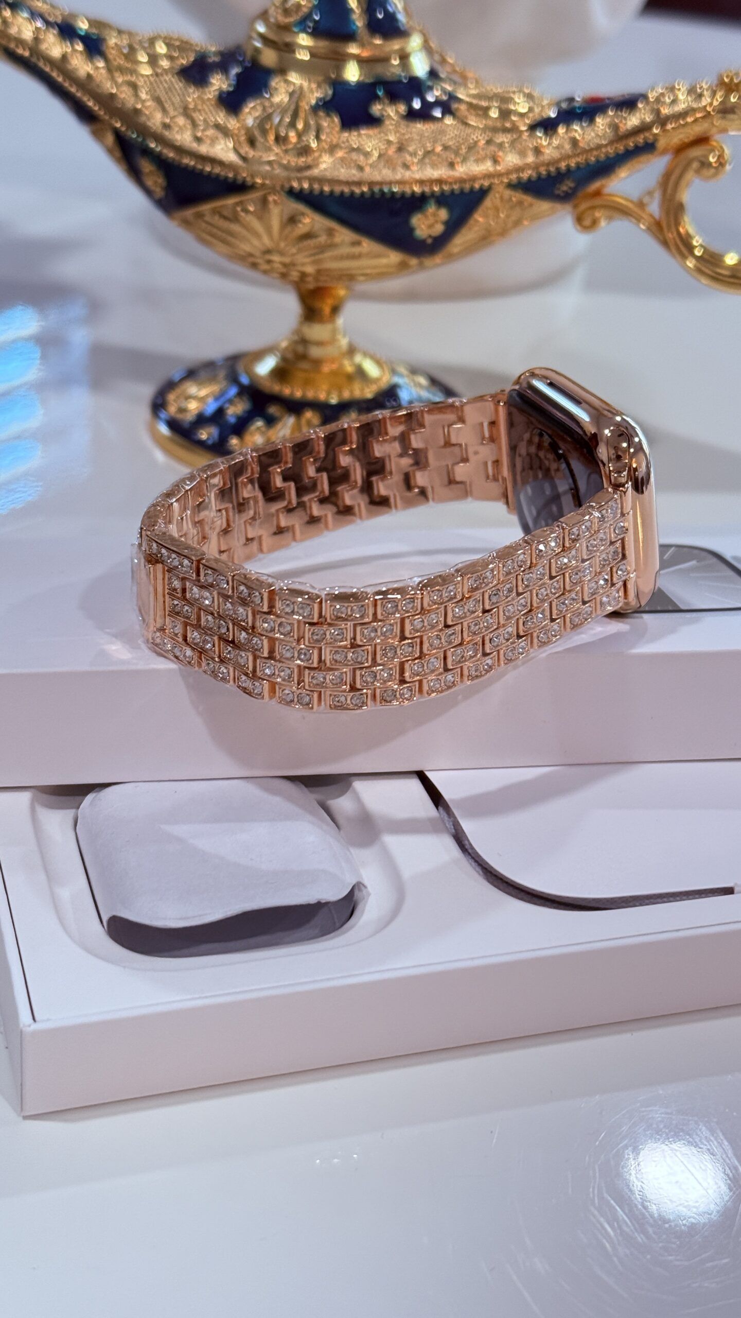 Custom 24k Rose Gold Apple Watch Series 9 Rose Band