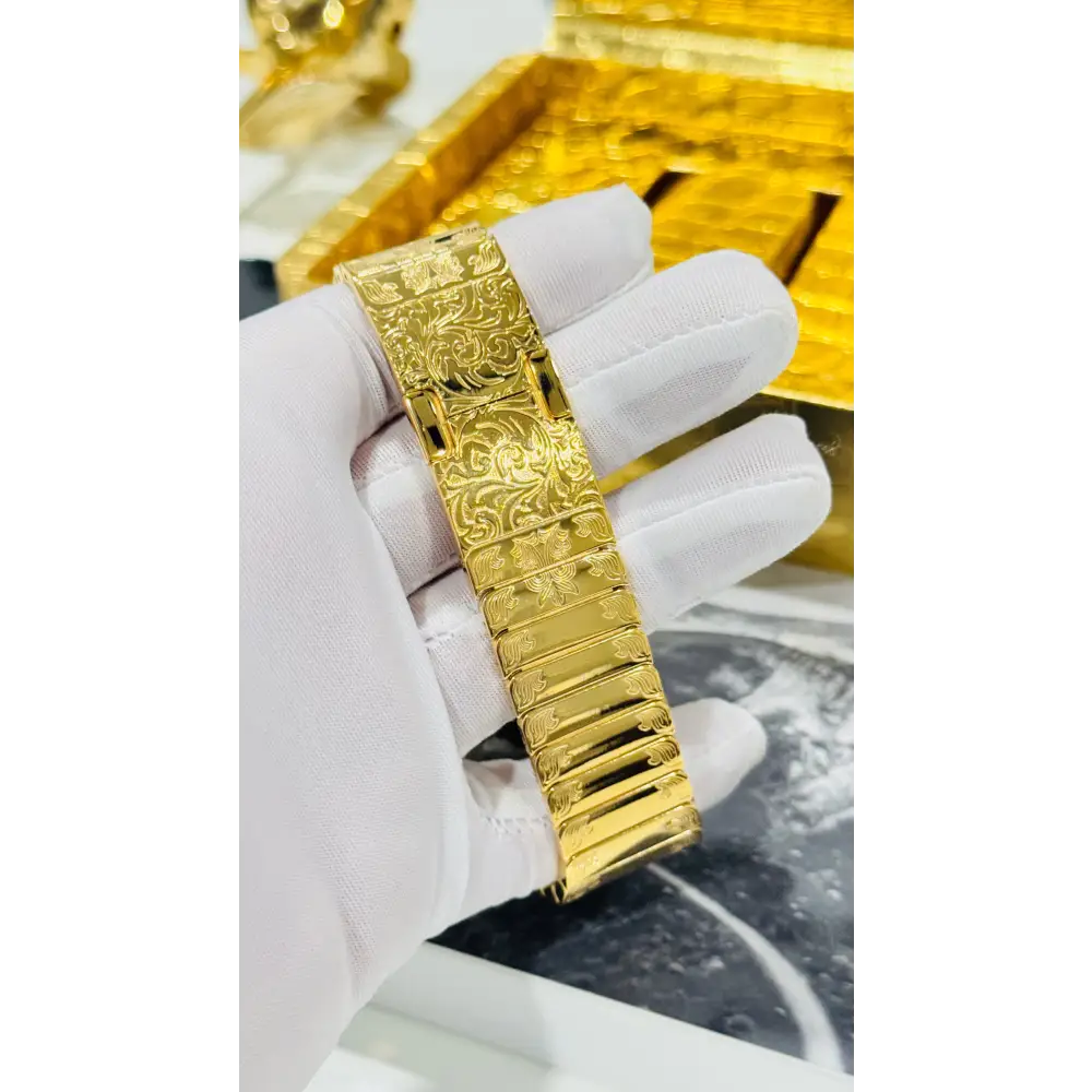 De Billas Lux Custom 24K Gold Engraved Apple Watch Ultra Gold Band — product image 13