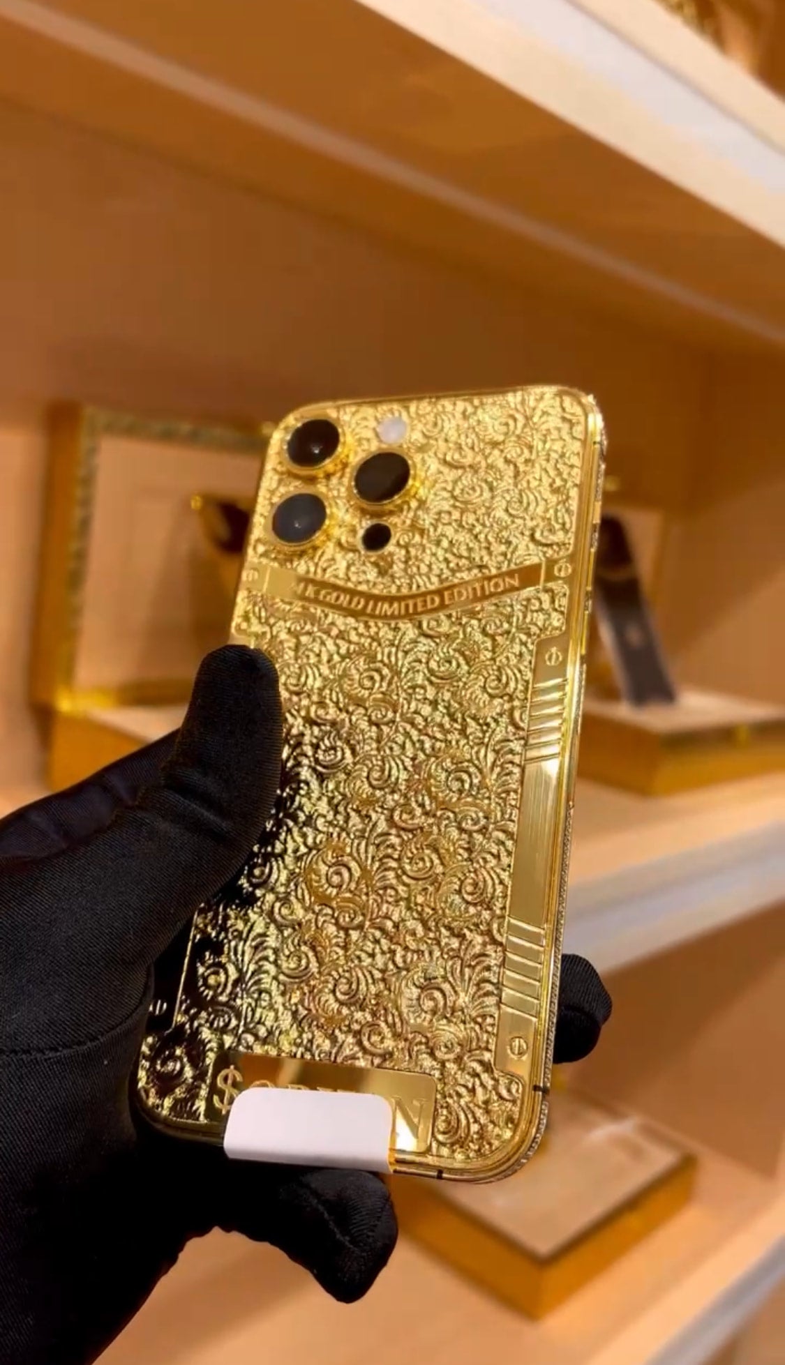 24k Gold Apple iPhone 16 Pro MAX – Unlocked