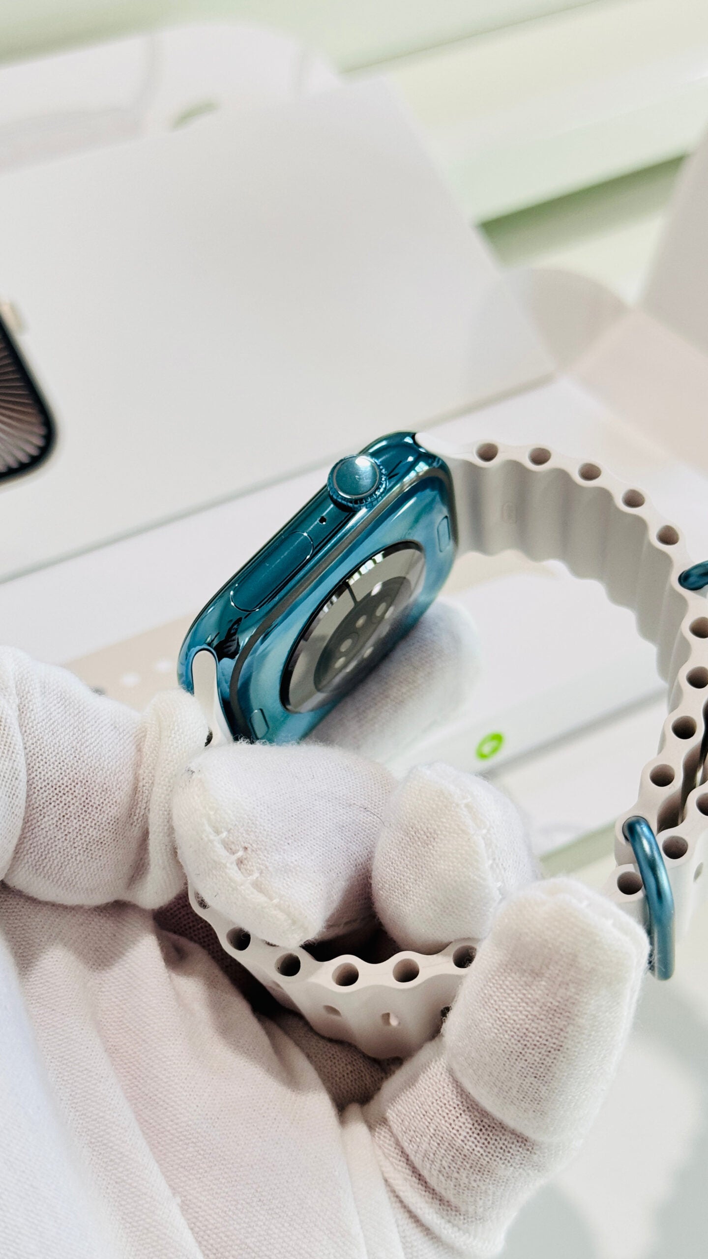 Custom Polished Sky Blue 46mm Apple Watch Series 10 Titanium – 2024 Release – LTE GPS