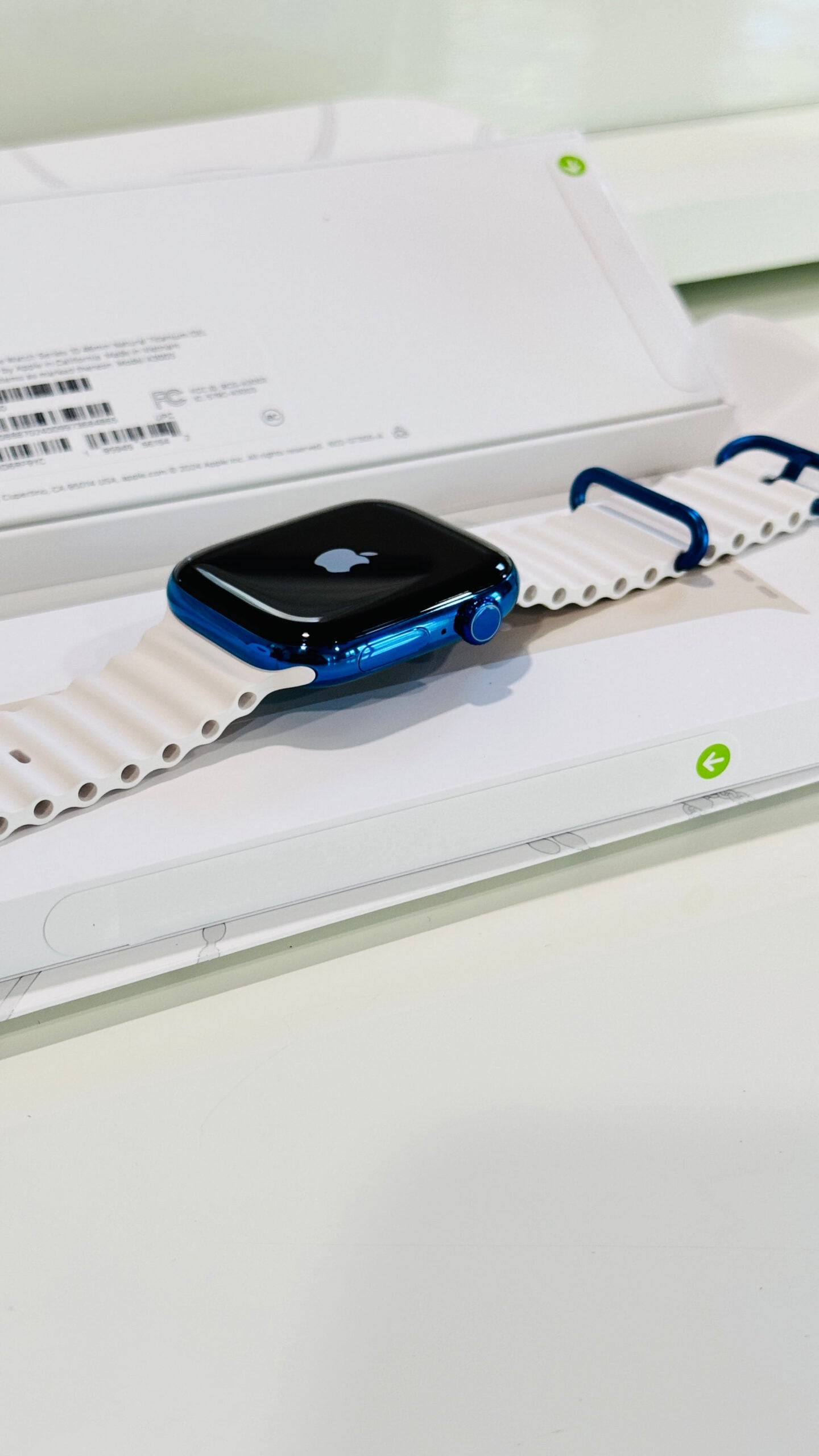 Custom Polished Blue 46mm Apple Watch Series 10 Titanium – 2024 Release – LTE GPS