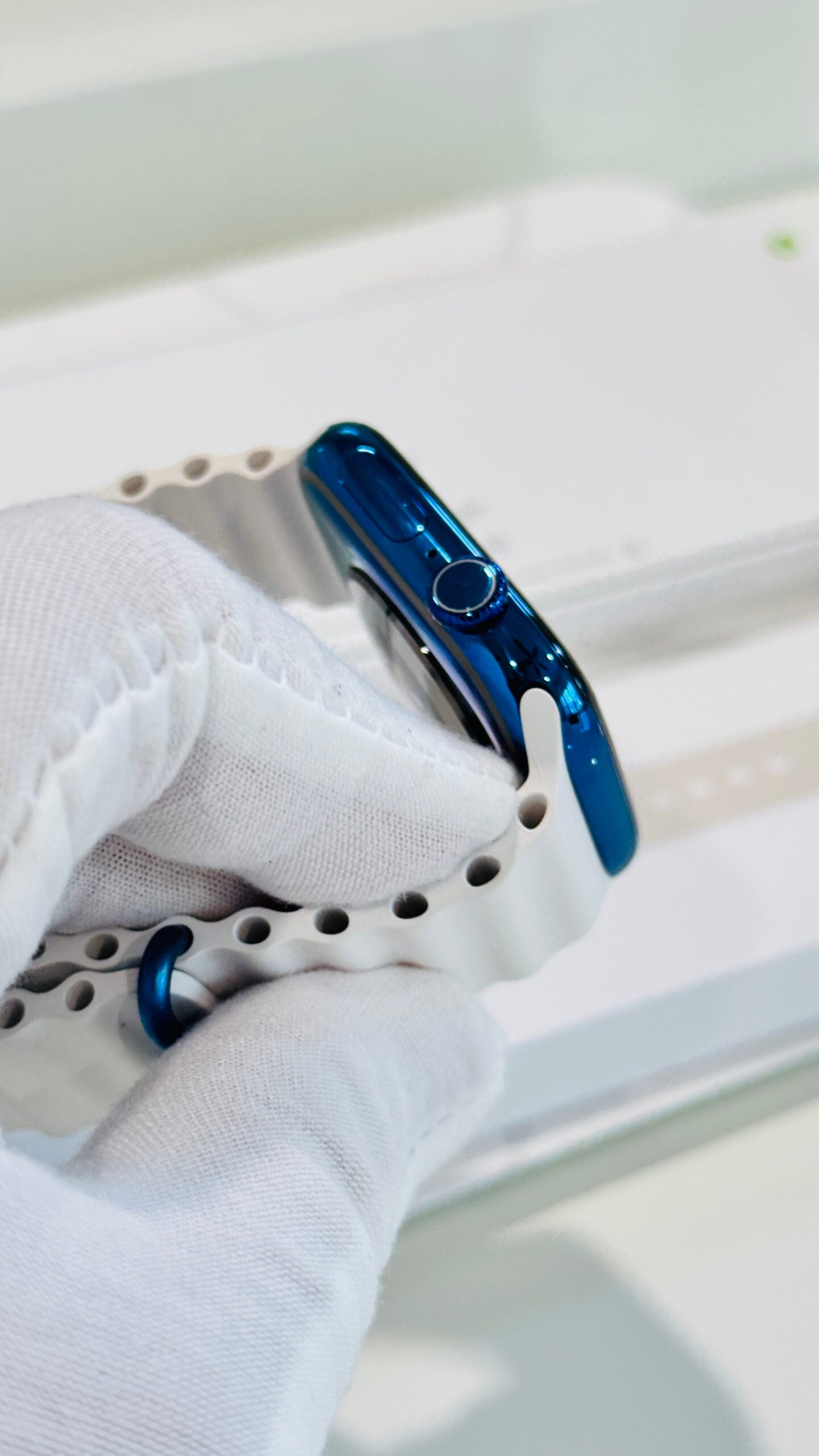 Custom Polished Blue 46mm Apple Watch Series 10 Titanium – 2024 Release – LTE GPS