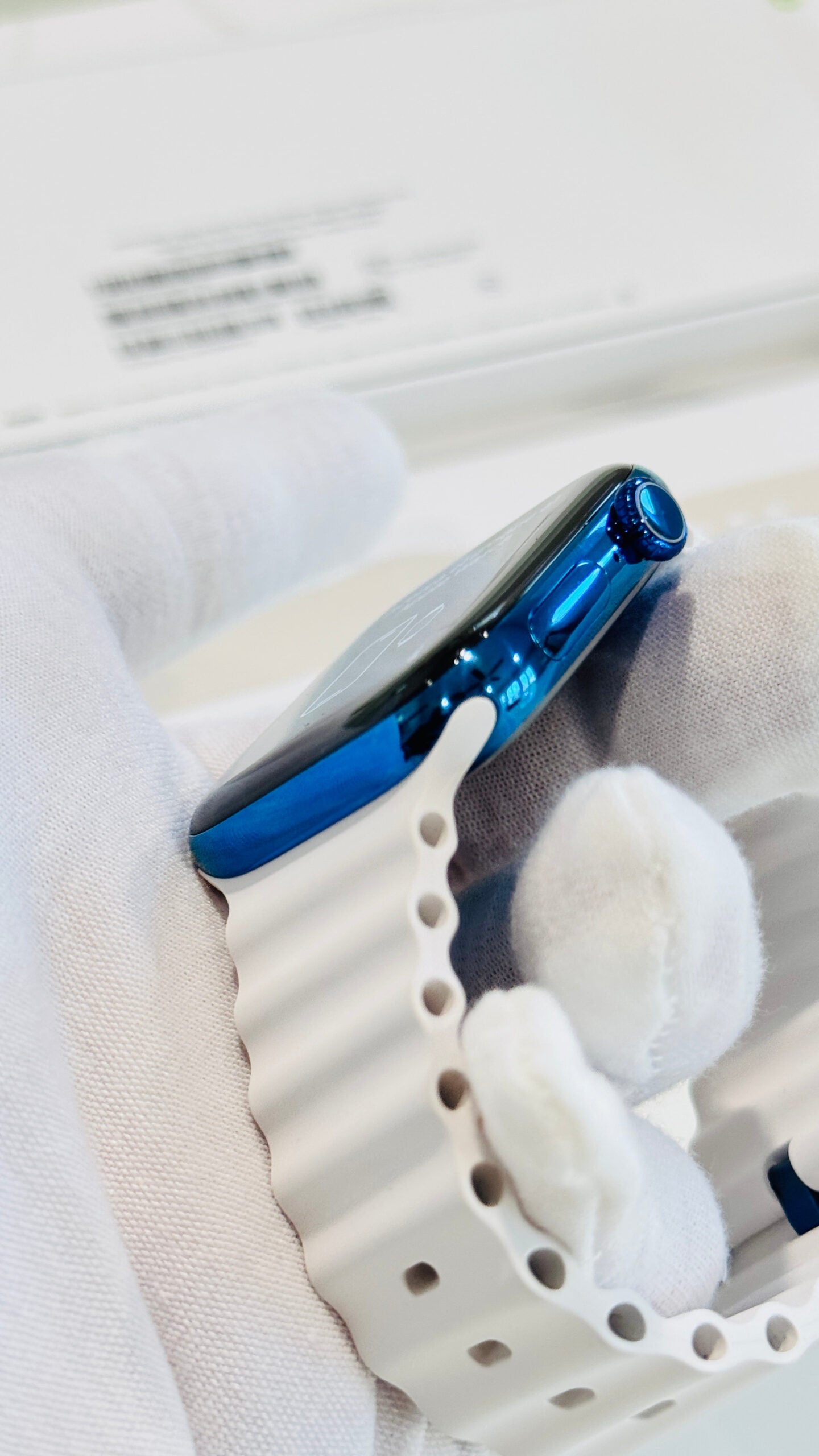 Custom Polished Blue 46mm Apple Watch Series 10 Titanium – 2024 Release – LTE GPS