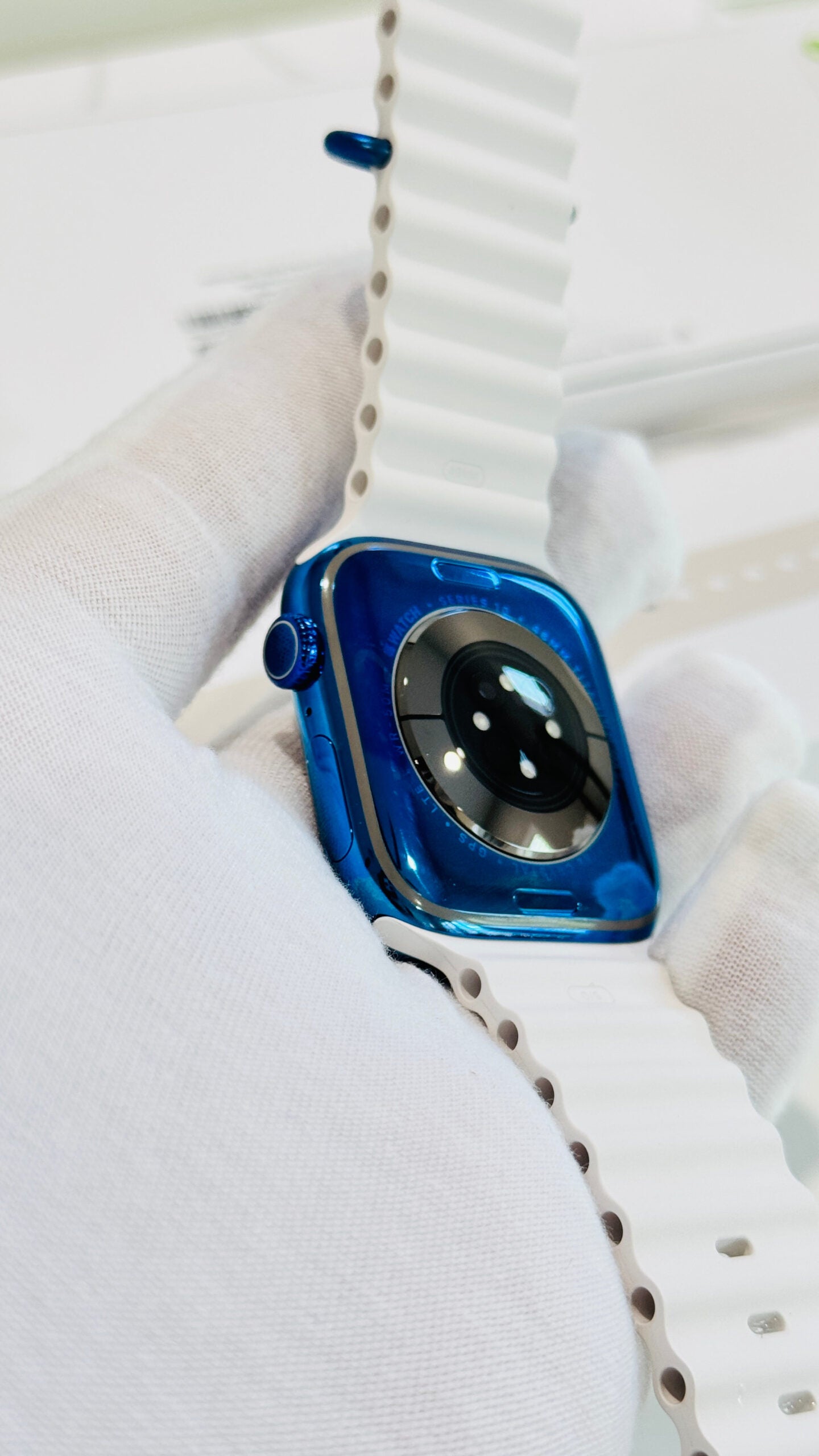 Custom Polished Blue 46mm Apple Watch Series 10 Titanium – 2024 Release – LTE GPS