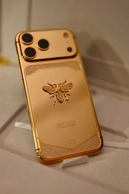 Custom 24k Gold Engraved iPhone 17 Pro Max 1 TB Diamond Incrustation Bee Design