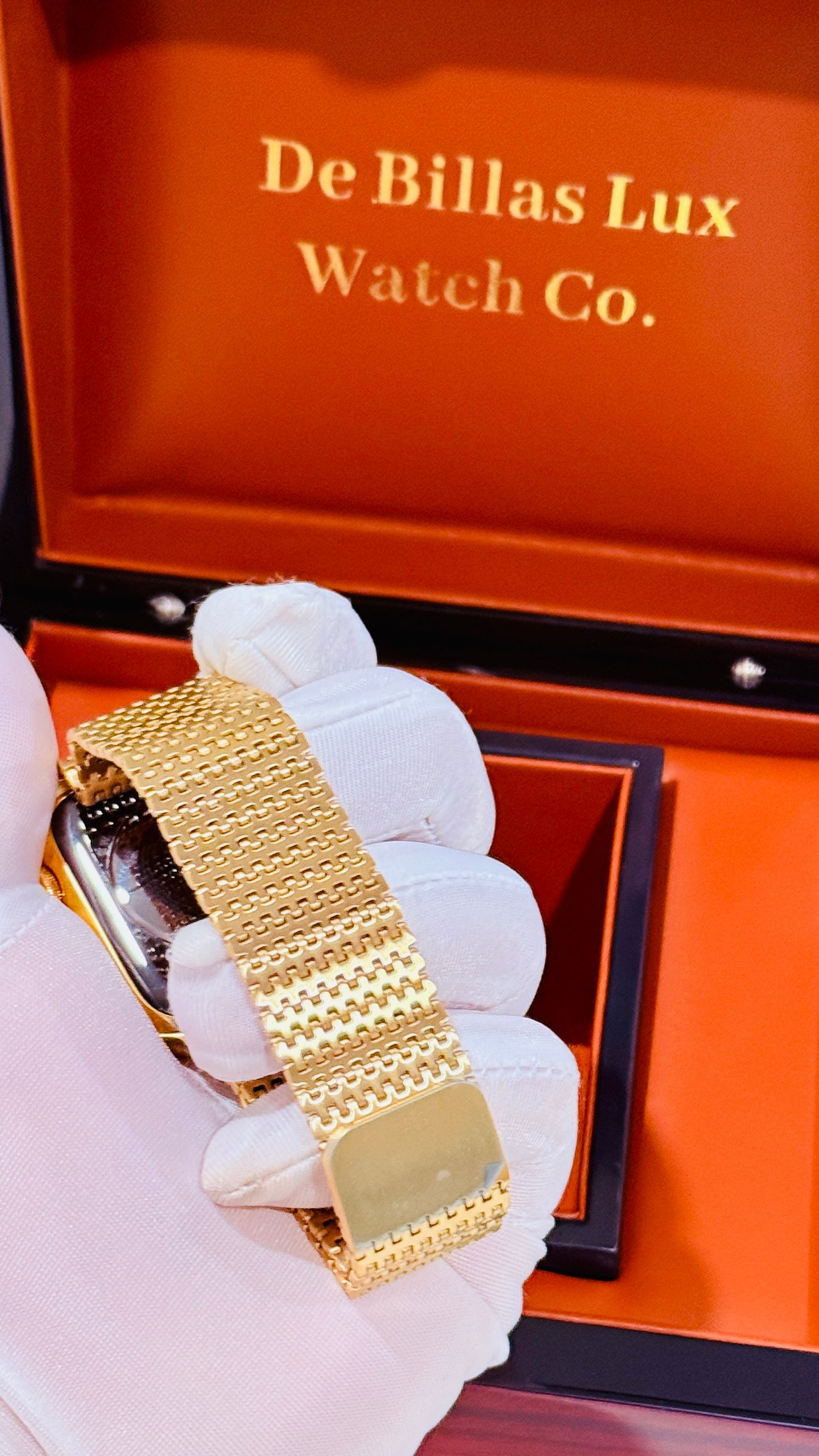 Gold Mesh Loop Band for Apple Watch | De Billas Lux