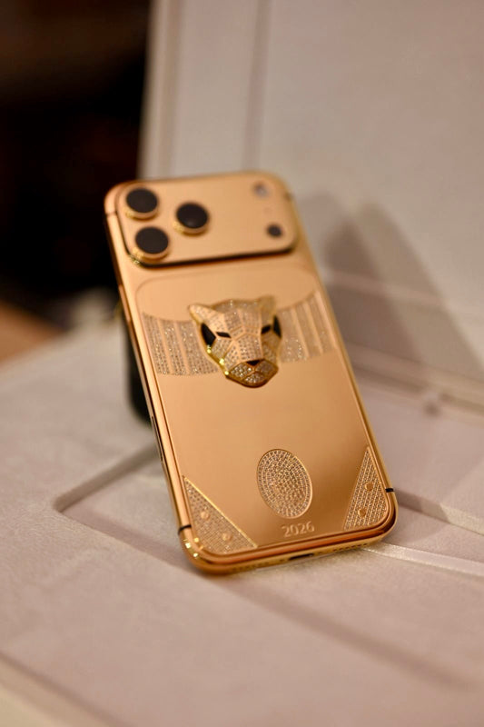 Custom 24k Gold Engraved iPhone 17 Pro Max 1 TB Diamond Incrustation Panther