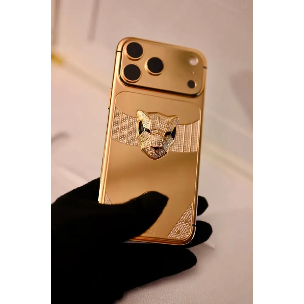 Custom 24k Gold Engraved iPhone 17 Pro Max 1 TB Diamond Incrustation Panther