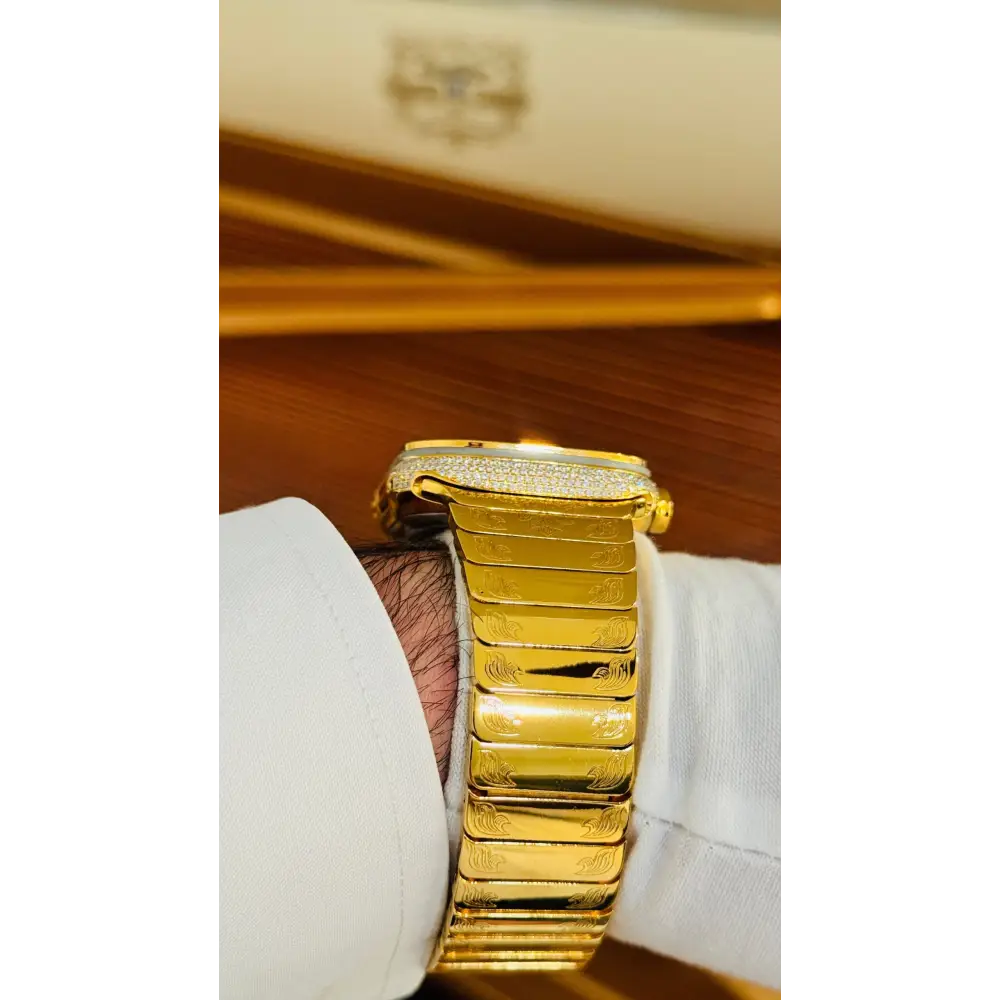 Custom 24k GOLD Plated Apple Watch ULTRA 2 49mm Zircon Diamonds with a 24k Gold Plated Engraved Link Band