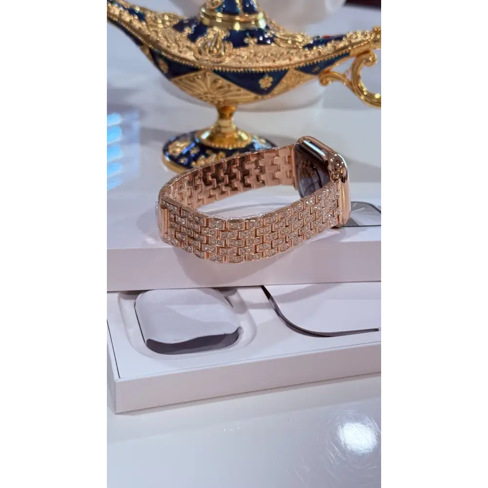 Custom 24k Rose Gold Apple Watch Series 9 Rose Band