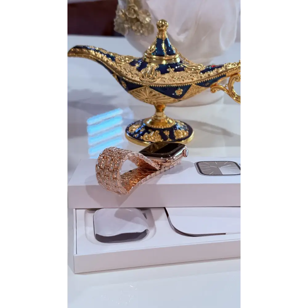 Custom 24k Rose Gold Apple Watch Series 9 Rose Band