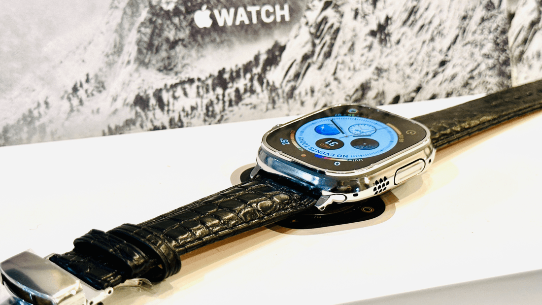 Black alligator grain leather band 24mm for Apple Watch Any Series size 42 44 45 and 49mm