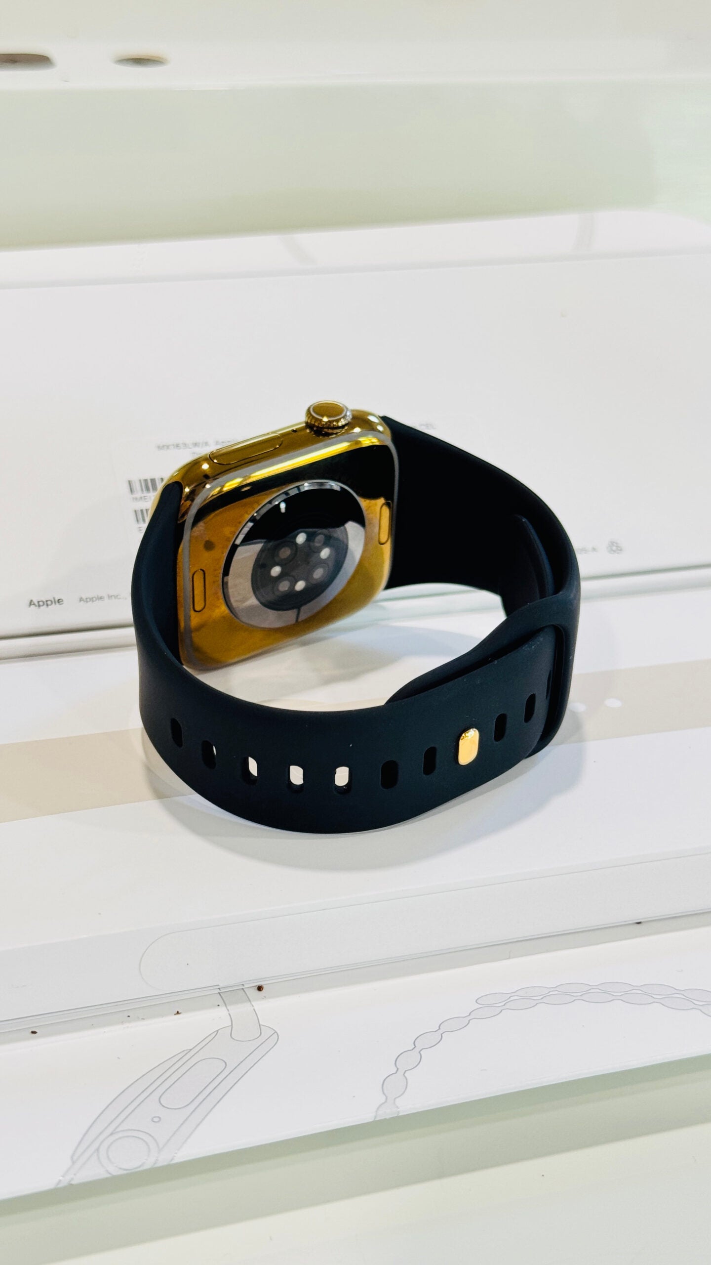 Custom Polished Anodized Bright Gold 46mm Apple Watch Series 10 Titanium – 2024 Release – LTE GPS
