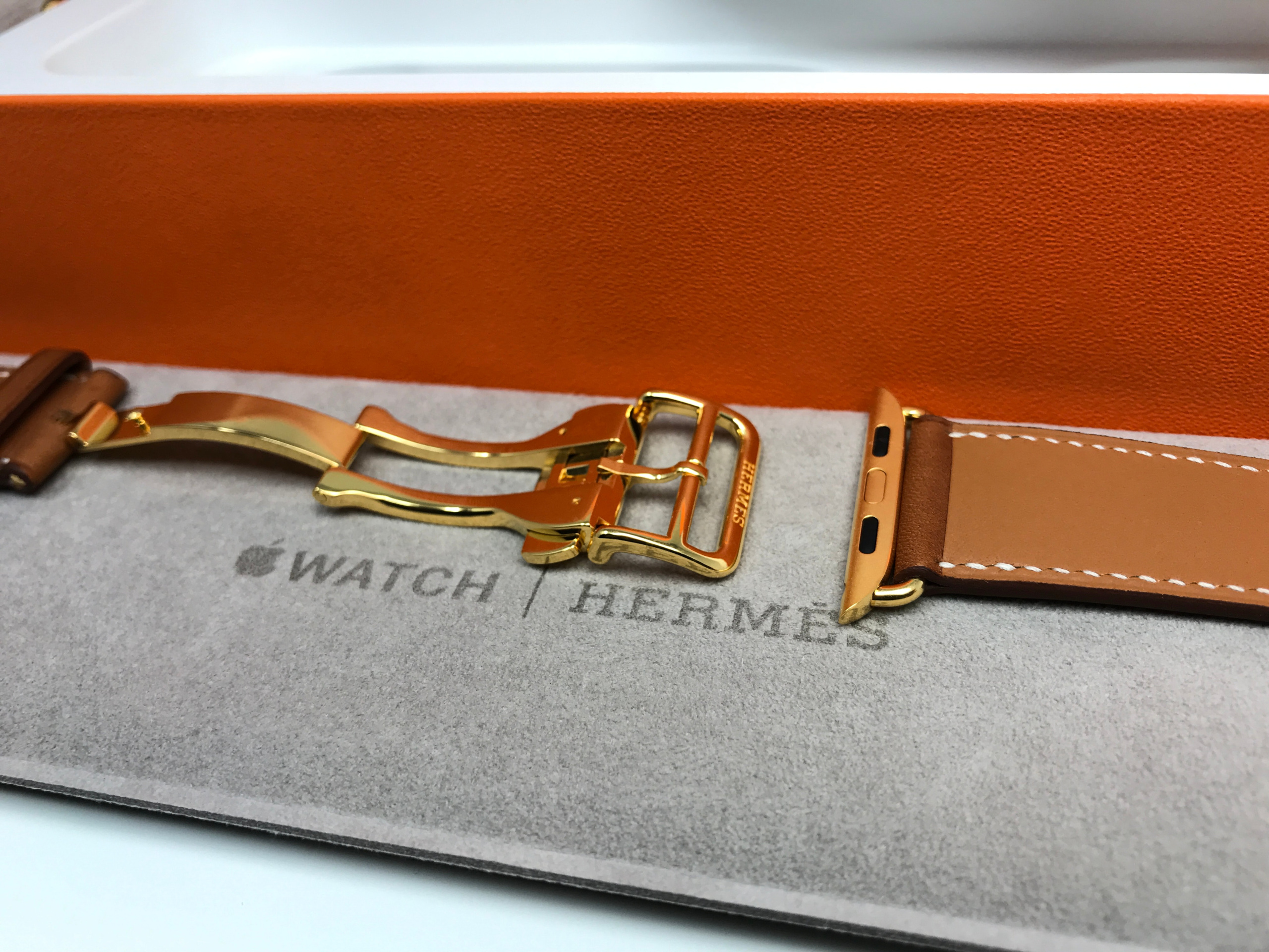 Custom 18K Gold Plated 45MM Apple Watch SERIES 7 Louis Vuitton