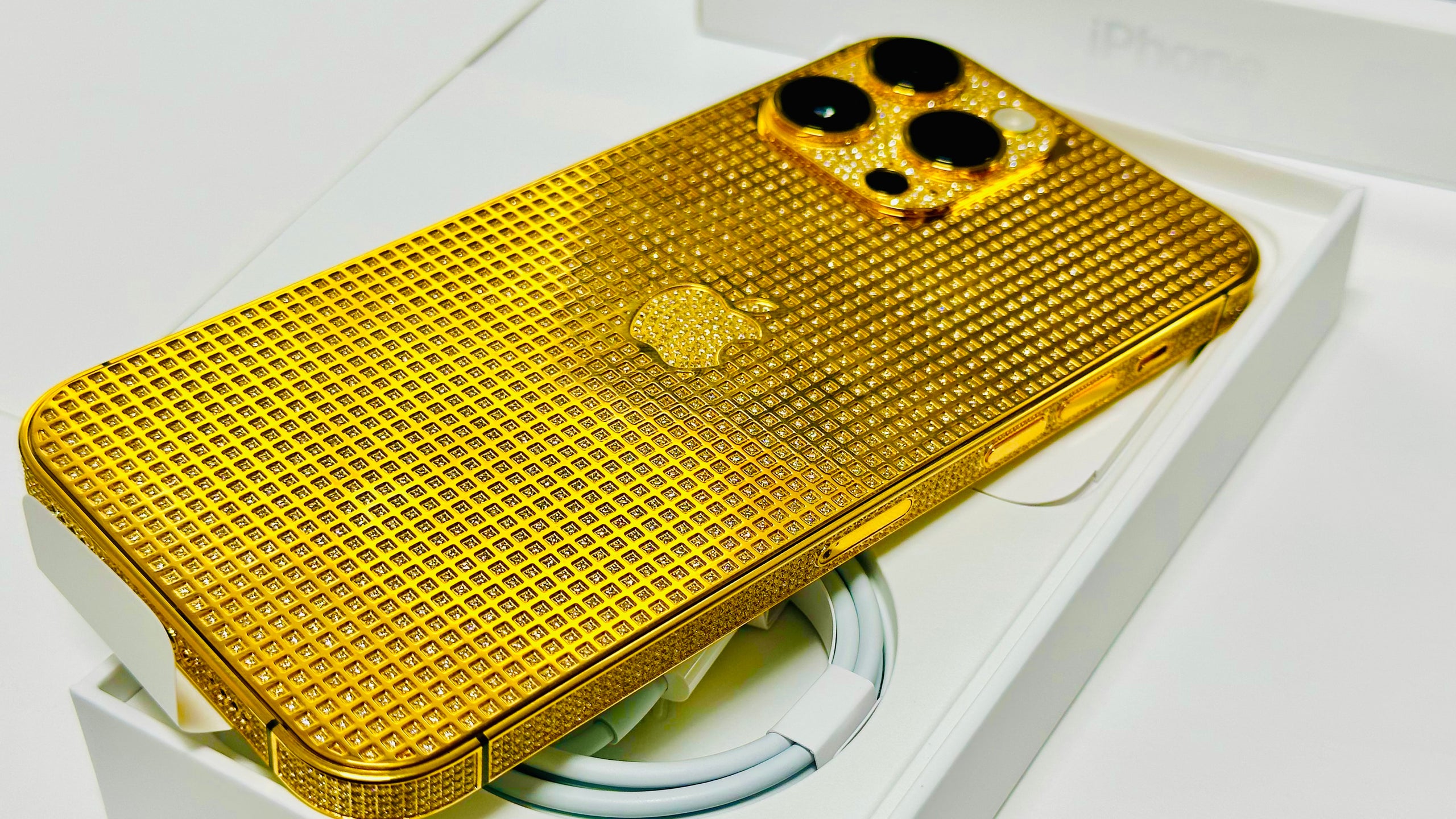Custom Apple iPhone 14 Pro Max 1TB 24K Gold Plated - The Lux Group
